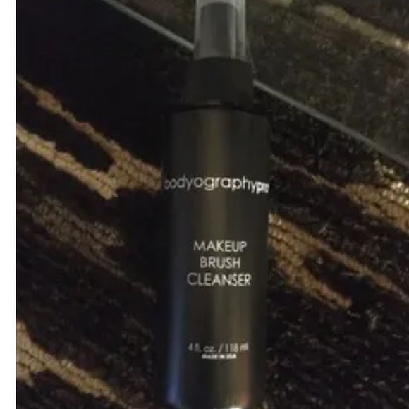 New bodyography Makeup Brush Cleanser - Picture 6 of 9